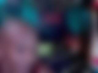 EbonyOlive69's Live Sex Cam Show