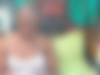 EbonyOlive69's Live Sex Cam Show