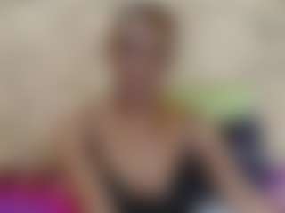 EbonyOlive69's Live Sex Cam Show