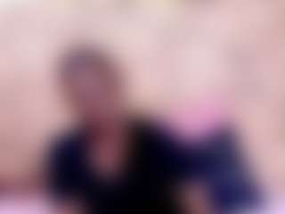 EbonyOlive69's Live Sex Cam Show