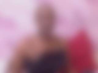 Live cam show with EbonyOlive69 - Fuck on sexylive.show