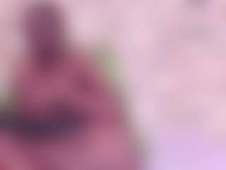 EbonyOlive69's Live Sex Cam Show
