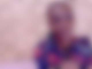 EbonyOlive69's Live Sex Cam Show