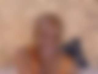 EbonyOlive69's Live Sex Cam Show