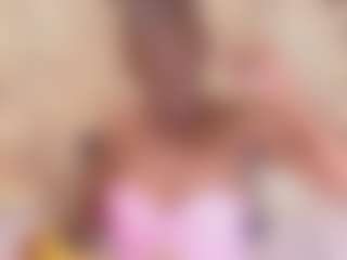 EbonyOlive69's Live Sex Cam Show
