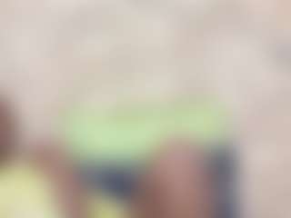 Live cam show with EbonyOlive69 - Lesbian on Big Tits