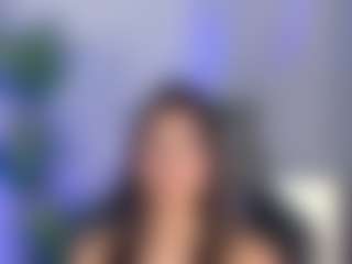 EmiilieEvaans's Live Sex Cam Show