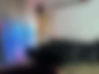 Live cam show with EmiliWilliams - BBW on Livezox