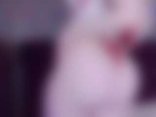 EvaPeachh's Live Sex Cam Show