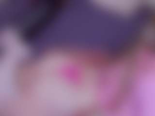 EvaPeachh's Live Sex Cam Show