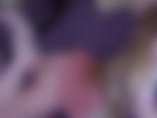 Live cam show with EvaPeachh - Green Eyes on CamwithHer