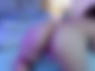 Live cam show with kaissy-bunny - Submissive on Gym Cam Girls
