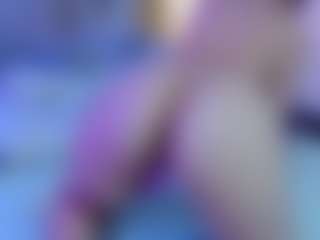 Live cam show with kaissy-bunny - Submissive on xDating