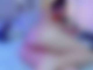 Live cam show with kaissy-bunny - Submissive on chickslive.net