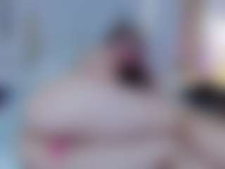 Live cam show with kaissy-bunny - Submissive on sexylive.show