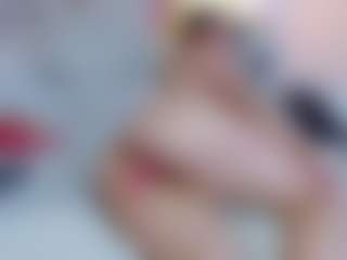 Live cam show with kaissy-bunny - Domination on CamSextacy
