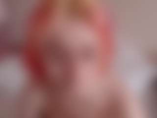 Live cam show with KatieMelone - Blue Eyes on Camsoda