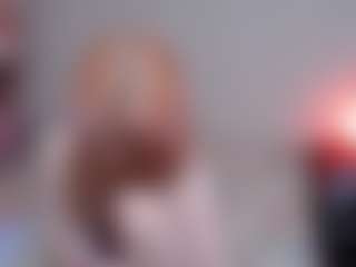 Live cam show with KatieMelone - Suck on CamClone