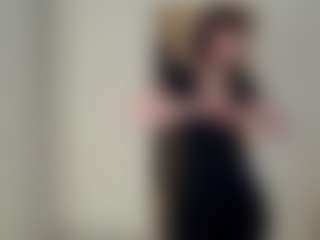 Live cam show with KatieMelone - Nympho on CamSextacy