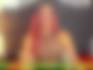Live cam show with DanielaBichota - Portuguese on Camsoda