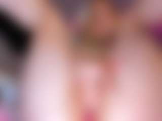 Live cam show with Eva William - Hush on sexylive.show
