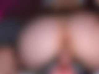 Live cam show with Eva William - Fullynaked on Instabang