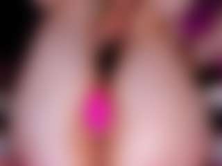 Live cam show with Eva William - Fullynaked on Camsoda