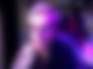 Live cam show with HelgaHimmele - Glasses on sexylive.show