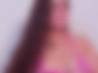 Live cam show with MxssHoney - Tittyfuck on Camsoda