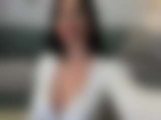 Naila's Live Sex Cam Show