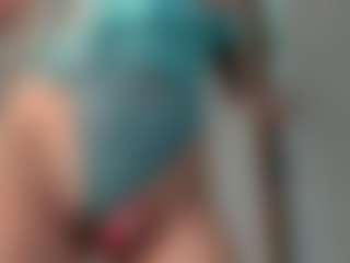 Naila's Live Sex Cam Show