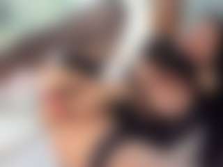 Naila's Live Sex Cam Show