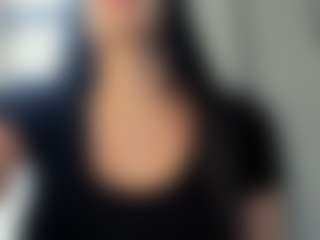 Naila's Live Sex Cam Show