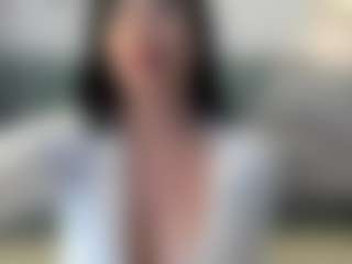 Naila's Live Sex Cam Show