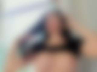 Naila's Live Sex Cam Show