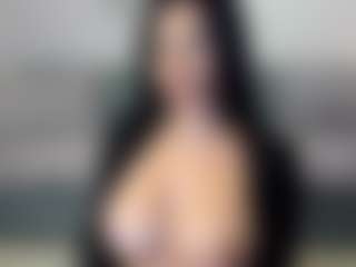 Naila's Live Sex Cam Show