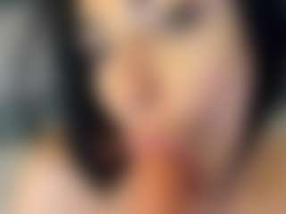 Naila's Live Sex Cam Show