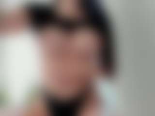 Naila's Live Sex Cam Show