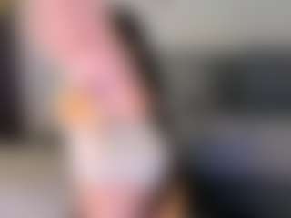 Naila's Live Sex Cam Show