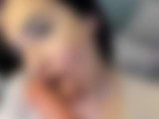 Naila's Live Sex Cam Show