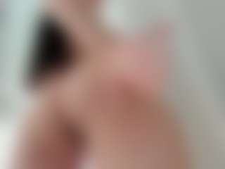 Naila's Live Sex Cam Show