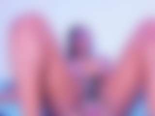 Live cam show with BritneyVega - Ebony Teen (18+) on Camsoda