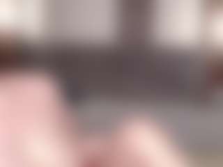 Live cam show with MeloeLili - Thin on SxyPornLive