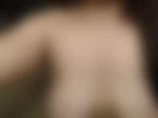 Live cam show with MeloeLili - Average on Streamer API