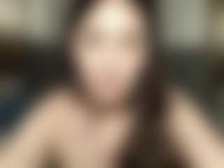 Live cam show with MeloeLili - Body Massage on Big Tits