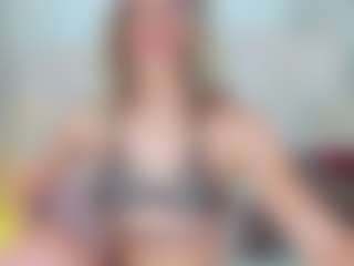 miley-777's Live Sex Cam Show