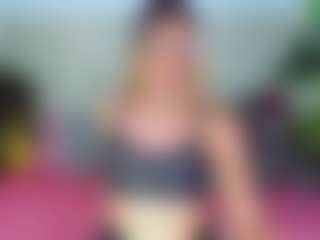 Live cam show with miley-777 - White on Camsoda | colombia