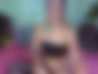 miley-777's Live Sex Cam Show