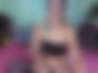 miley-777's Live Sex Cam Show