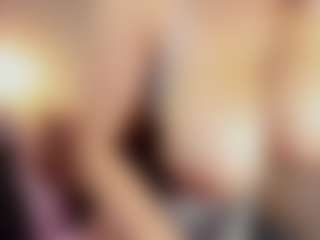Live cam show with moniquehicks - Gorgeous on CamwithHer